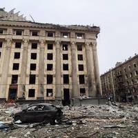 Ворог атакував Харків КАБами: є влучання у 12-поверхівку, вбито дитину