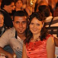 Моя мати не хоче мене знати, бо я втекла з дому і вийшла за турка. Але іншого виходу у мене просто не було...