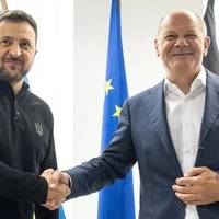 «НАША МІЦНА СПІВПРАЦЯ НАБЛИЖАЄ РЕАЛЬНИЙ МИР»: ШОЛЬЦ ЗУСТРІВСЯ ІЗ ЗЕЛЕНСЬКИМ