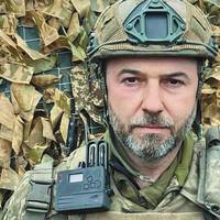 На щиті додому повернувся Олександр Цебрій. “Після перемоги він мріяв піднятися на Еверест
