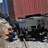 У БЄЛГОРОДСЬКІЙ ОБЛАСТІ ЧЕРЕЗ ВИБУХ НА ЗАЛІЗНИЧНИХ КОЛІЯХ ЗІЙШОВ ІЗ РЕЙОК ВАНТАЖНИЙ ПОЇЗД