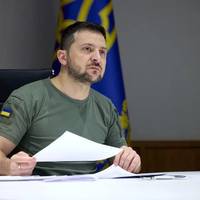 ПІСЛЯ ПІДРИВУ ВЕЛИКОГО АРСЕНАЛУ В РОСІЇ ЗЕЛЕНСЬКИЙ ПОДЯКУВАВ ЗА “УКРАЇНСЬКУ ДАЛЕКОБІЙНІСТЬ”