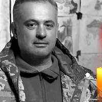 ПЛАЧЕ УКРАЇНА ЗА ТОБОЮ СИНУ! ВЕЧОРОМ ЗАRUНУВ МУЖНІЙ БОЄЦЬ 3СУ ЯКИЙ БИ ВСЯ З ВОР0RАМU ДО ОСТАННЬОГО ПО ДИХУ…ЯКИЙ ПРО ЙШОВ ПЕКЛ0 ТУТ….БУВ СИЛЬНІШИЙ ЗА НАШИХ ЗАЛІЗНИХ КОНЕЙ, ЯКІ В СТРОЮ ЛИШ ЗАВДЯКИ ТОБІ.