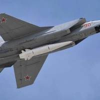 Атака “Кинджалами”: в Києві лунали вибухи, що відомо