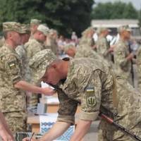 ЗА НЕЯВКУ ШТРАФ ВІД 17 ТИСЯЧ ГРН: МІНОБОРОНИ ХОЧЕ ЗМІНИТИ ОБОВ’ЯЗКИ 17-РІЧНИХ ХЛОПЦІВ