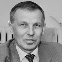 МАЙЖЕ МІСЯЦЬ ПЕРЕБУВАВ У РЕАНІМАЦІЇ: ПІСЛЯ УДАРУ ПО ЛЬВОВУ 4 ВЕРЕСНЯ ПОМЕР ВИКЛАДАЧ НУЛП