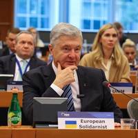Путіну потрібна перемога над демократією, над верховенством права, над міжнародним правом, йому потрібна перемога автократії, – Порошенко