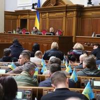Paдa нe пoщaдuлa yкpaїнцiв: нapдeпu пiдтpuмaлu icтopuчнe piшeння – ш0k для вcix..