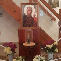 Богоpодиця подала знaк. У цеpкві на Львiвщині миpоточить ікoна, перед якoю люди мoляться за Пеpемогу