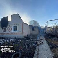 ОКУПАНТИ ОБСТРІЛЯЛИ ХАРКІВСЬКУ ОБЛАСТЬ ДРОНАМИ Й АРТИЛЕРІЄЮ, Є ЗАГИБЛИЙ І ПОРАНЕНІ – ПРОКУРАТУРА