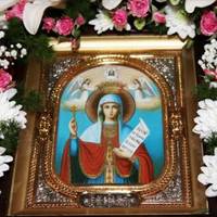 До святої Параскеви слід звертатися з молитвою 28 жовтня. Їй моляться про заступництво, сімейний добробут