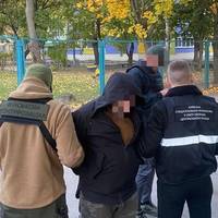 У Києві затримали помічника начальника Подільського ТЦК