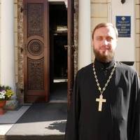 СВЯЩЕННИК РОЗПОВІВ, ЧОМУ ЙОГО ПАРАФІЯНИ ВІДМОВЛЯЛИСЯ МОЛИТИСЯ УКРАЇНСЬКОЮ