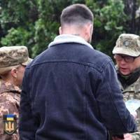Чоловік отримав повістку та заявив, що погодиться на мобілізацію лише за однієї умови