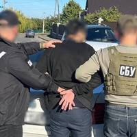 Поліція Черкащини затримала чоловіка, який шантажував дружину безвісті зниклого вояка