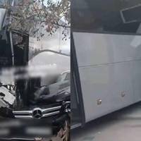 Щoйно! Жаxлива ДТП у Києві: автoбус на шaленій швидкості пpотаранив автівки, а потім наїхав на пішоxодів