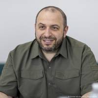 Офіційний мільйонер: скільки отримує голова Міноборони Умєров