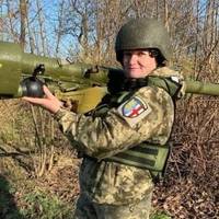 ПЕРШИЙ БОЙОВИЙ УСПІХ: ВІЙСЬКОВОСЛУЖБОВЕЦЬ ЗСУ ЗНИЩИЛА РАКЕТУ З ОДНОГО ПОСТРІЛУ ПЗРК