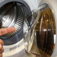 Ніколи не зачиняйте дверцята після прання. Багато господинь допускають цю помилку