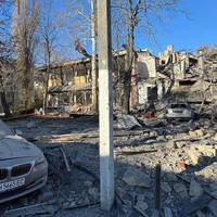 Росіяни атакували Одесу балістикою: пошкоджено житлові будинки, є поранені