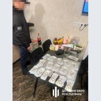 🤯В Одесі працівники ТЦК затримували чоловіків на блокпостах та вимагали гроші за відстрочку від мобілізації, – ДБР