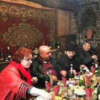 Терпіти не можу сільські застілля, які свекруха постійно влаштовувала