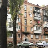 В УКРАЇНІ МОЖУТЬ ЗНЕСТИ СТАРІ “ХРУЩОВКИ” ТА ПАНЕЛЬНІ БУДИНКИ: ДЕТАЛІ