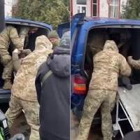 На Волині Працівники ТЦК Вивозять Чоловіка На Ношах З Лікарні Та “Бусифікують”. Лубінець Звернувся У ДБР Та Прокуратуру. ВIДЕО