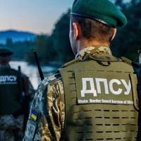 Такого ще не було! Пеpейшли деpжавний коpдон та не повеpнулися: на Закаpпатті втекли двоє прикоpдонників