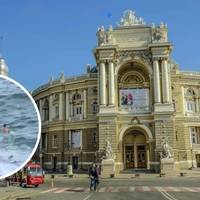 В Одесі Чоловік Викупався В Морі Наприкінці Грудня Та Здивував Мережу