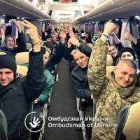 Відбувся «новорічний» обмін полоненими: скількох вдалося повернути (фото)
