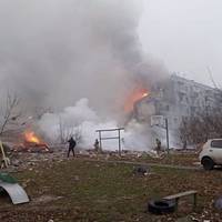 У Полтаві Росіяни Влучили В Житловий Будинок, Місцеві Канали Пишуть Про Загиблих. Відео