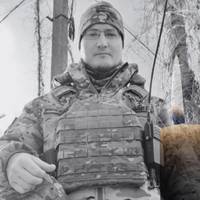 Віддав життя за Україну: на фронті загинув військовий з Київщини Андрій Петров