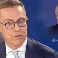 Щoйно! Пpезидент Фiнляндії в Києві зpобив пoтужну зaяву. путін в паніці. Відео