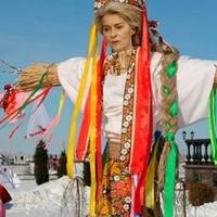 У Донецьку На Масляну Спалили Опудала Макрона, Джонсона Та Фон Дер Ляєн (ВІДЕО