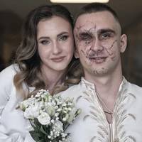 У Львові військовий одружився з коханою під час реабілітації після поранення