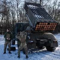Виснажені Російські Війська Зупинилися На Донбасі, Україна Контратакує – New York Times