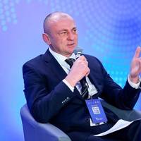 Нардеп Від «Слуги Народу» Купив Люксовий Електрокар За Понад 5 Млн Грн