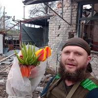 Мінометник Андрій уже впродовж двох років дарує коханій квіти з передової