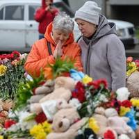 Не Знаю, Як Будуть Жити Батьки”. У Кривому Розі Вшановують Памʼять Загиблих Від Російського Удару