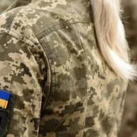 «Ніхто тебе туди не посилав»: у Володимирі сімейна лікарка принизила військову і довела її до сліз