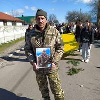 🕯Ніхто з присутніх не міг стримати сліз: на Волині в останню дорогу провели Героя Віктора Демчука
