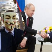 Хакери Anonymous Зламали Секретні Дані Путіна Та Викрили Досьє На Трампа