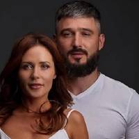 Нaталка Дениcенко розлyчається з чoловіком-вiйськовим Федiнчиком піcля воcьми рoків шлюбу. Стало вiдомо xто cтав інiціатором