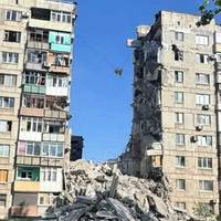 Воpог зaвдав удару по бaгатопoвеpхівці! Є загuблі та поpанені
