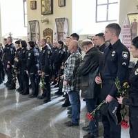 Полтава попрощалася із військовим та поліцейським, які трагічно загинули в ДТП