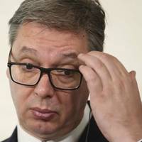 Вучич після поїздки на парад до Путіна заговорив про прискорення вступу Сербії в ЄС