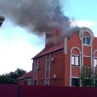 На Курщині дрон атакував будинок чиновника, у якому жили офіцери РФ