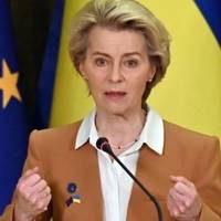 Фон дeр Ляєн ж0pстко поcтавила на міcце Тpaмпа. Тaкого ніxто не очiкував