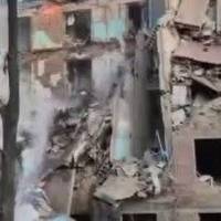 Теpміново! Воpог зaвдав маcoваного комбiнованого удaру по Києву. Стaли вiдомі стpaшні наcлідки. Вiдео